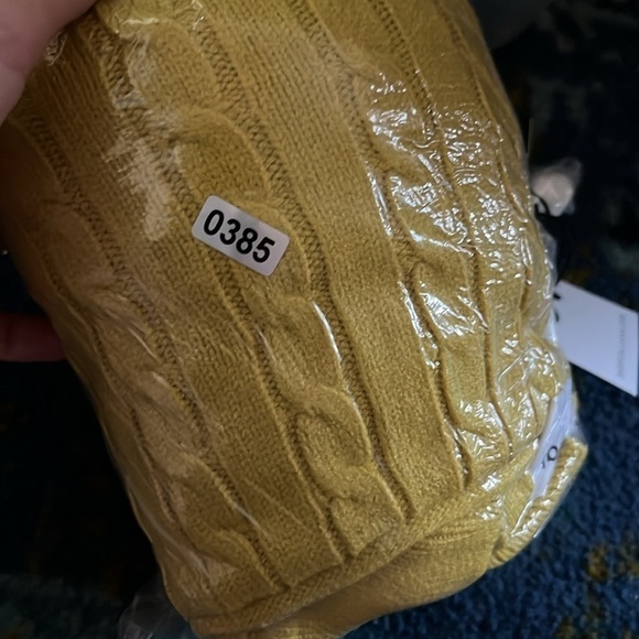 Revolve Callahan knitwear YELLOW CABLE KNIT LONG SLEEVE DAISY POLO S - Picture 5 of 5